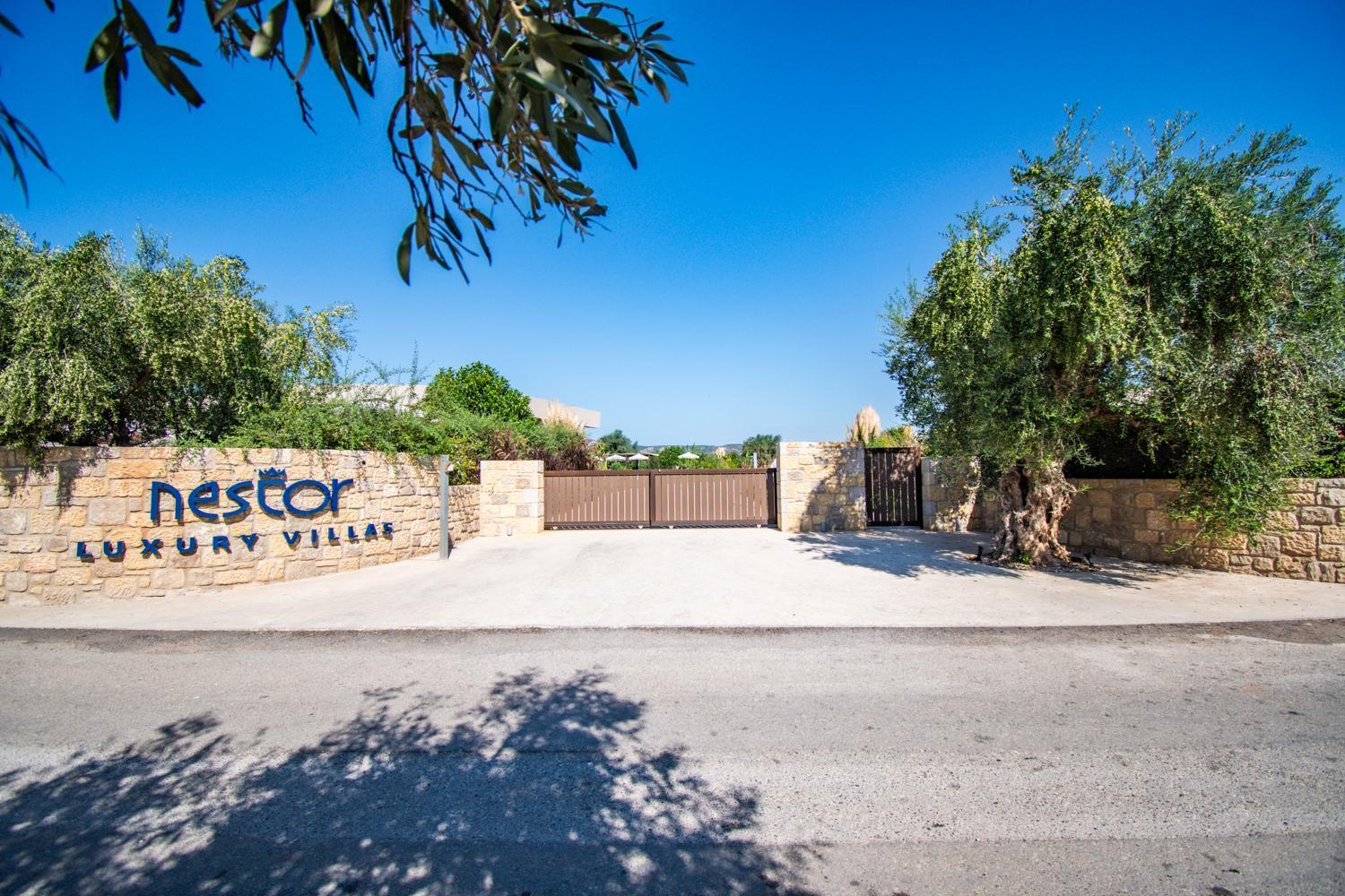 Nestor Luxury Villas Romanos  Extérieur photo