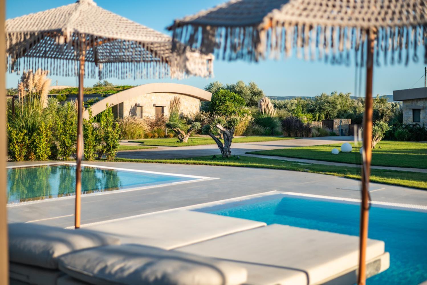 Nestor Luxury Villas Romanos  Extérieur photo